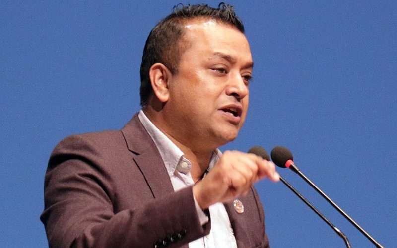 प्रचण्ड ले राम्रो काम गर्न नसके बालुवाटारबाट खुमलटार पुर्याइदिने गगनको चेतावनी