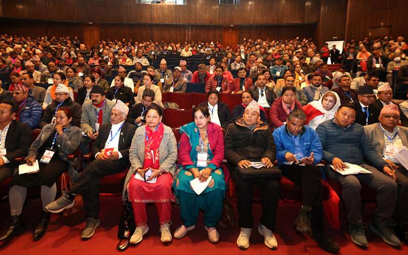 प्रतिस्पर्धात्मक विधिबाट केन्द्रीय समिति चयन गर्ने प्रावधान राखेर माओवादी केन्द्रको विधान पारित