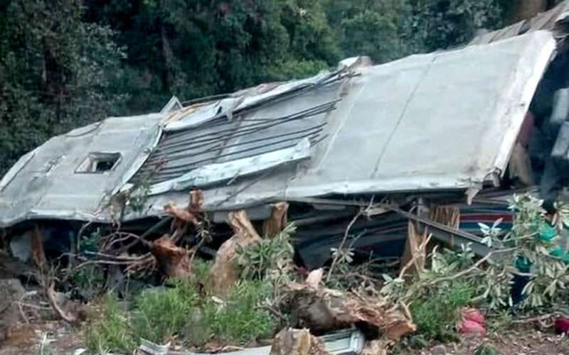 बागलुङको निसीखोलामा बस दुर्घटना हुँदा सातजनाको मृत्यु