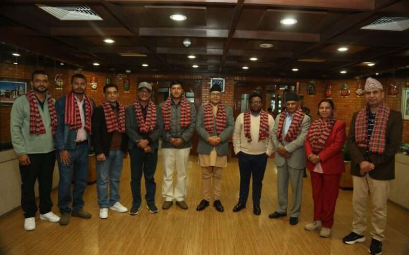 सभामुख देवराज घिमिरे सहित १० जनाको टोली स्विजरल्यान्ड प्रस्थान