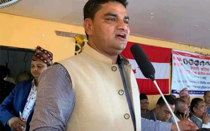 अदालतले गरेको निर्णयमा धम्की दिन थालिएको छ : कांग्रेस सांसद प्रदीप पौडेल