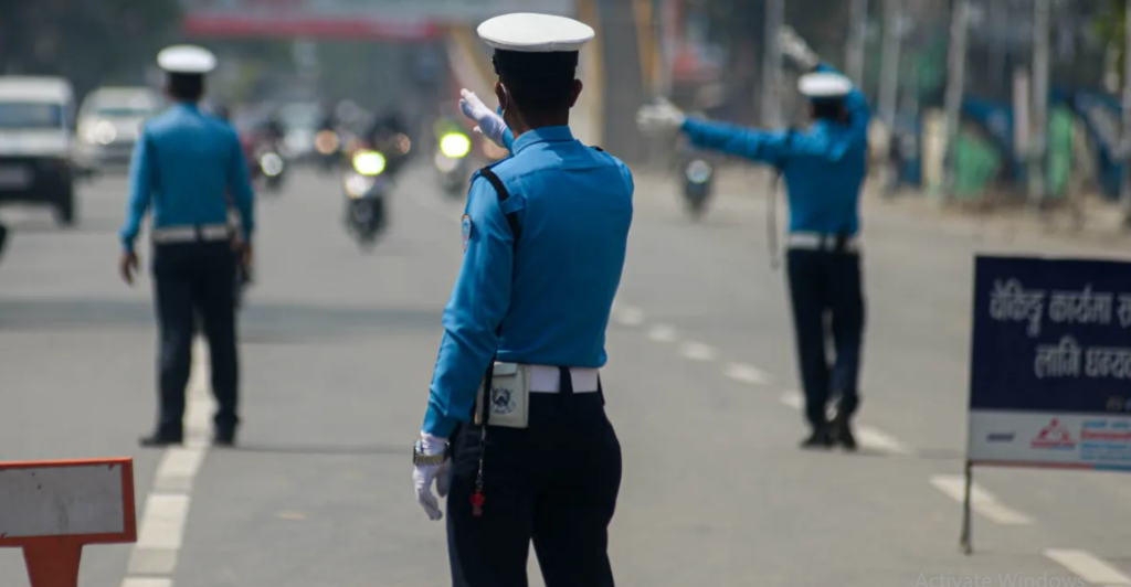 काठमाडौंमा ट्राफिक नियम तोड्नेविरुद्ध कडाइ, २० लाख राजस्व संकलन