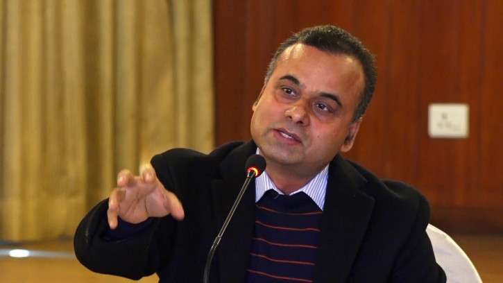 देशको शिक्षा ध्वस्त हुदैछ  : आचार्य 