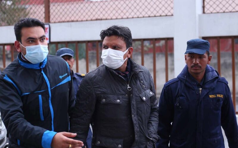 बाँसबारी छालाजुत्ता कम्पनीको सरकारी जग्गा हडपेको आरोपमा व्यापारी अरुण चौधरी पक्राउ