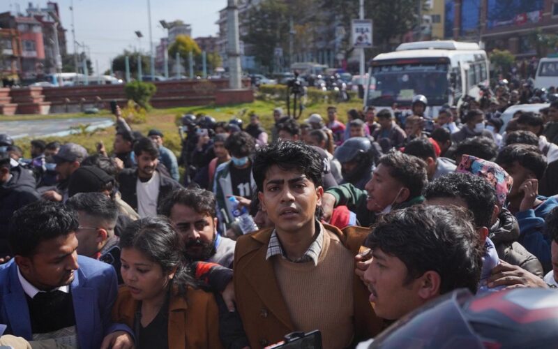 ‘चुनाव होइन, सुशासन’ भन्दै काठमाडौंमा जेन-जी युवाहरूको प्रदर्शन