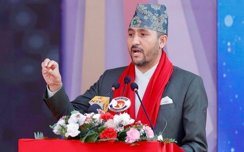 अहिलेसम्म कुनै पार्टीमा प्रवेश गरेको छैन : मन्त्री खरेल