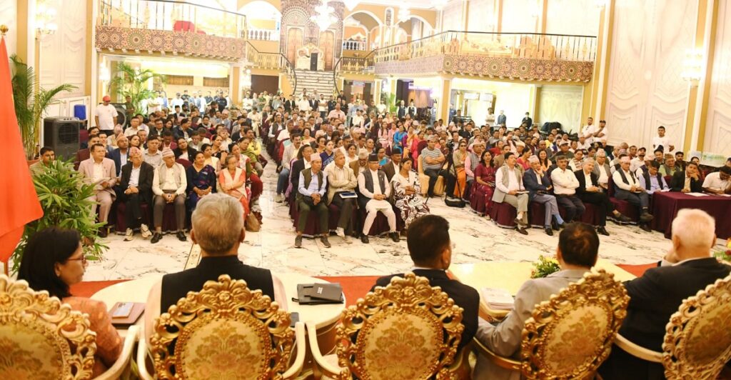 ओलीको राजनीतिक प्रतिवेदनमाथि आजदेखि धारणा राखिँदै